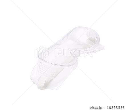 Clear safety glasses. Clear safety glasses. 10853583