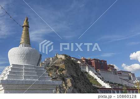 The Potala Palace in Tibet The Potala Palace in Tibet 10860128