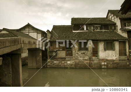 in china zhejiang wuzhen in china zhejiang wuzhen 10860341