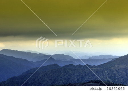 Mountain scenery in China Mountain scenery in China 10861066