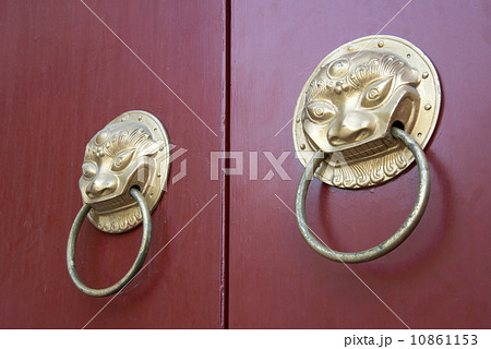 Traditional Chinese Door Traditional Chinese Door 10861153