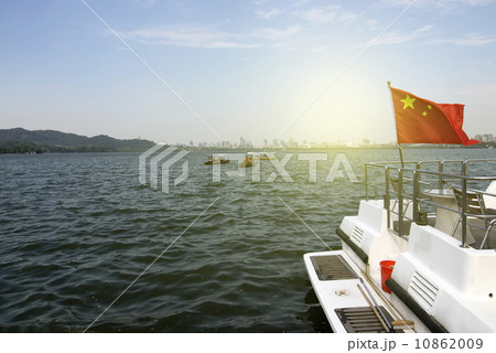 Chinese ship Hangzhou 10862009