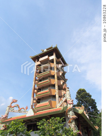 ベトナム　クチ市　ベンユオック寺 10863228