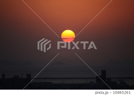 夕日 10865261