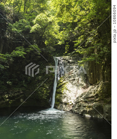 赤目の滝 10866094
