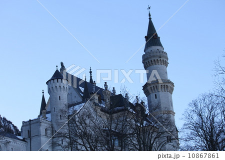 ドイツ　ロマンチック街道　ディズニーランドの城　ノイシュヴァンシュタイン城４ 10867861