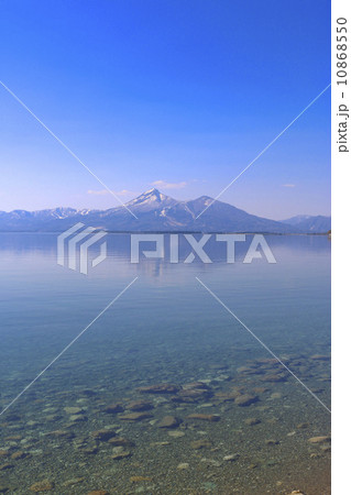 猪苗代湖と磐梯山 猪苗代湖と磐梯山 10868550