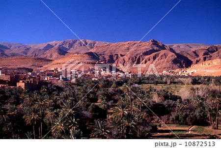 カスバ街道からの風景 10872513