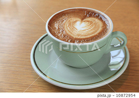 ラテアート（カフェラテ）の画像 10872954