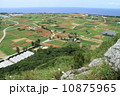 伊江島のシンボル・タッチューからの眺め＠沖縄 10875965
