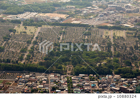 千葉県の八柱霊園を空撮 千葉県の八柱霊園を空撮 10880324