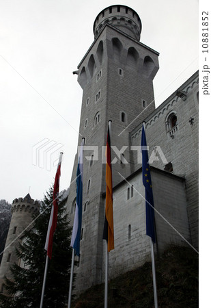 冬の白亜の古城 冬の白亜の古城 10881852