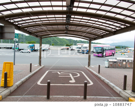 パーキングエリアの優先駐車場 パーキングエリアの優先駐車場 10883747