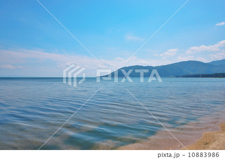 初夏の琵琶湖 10883986