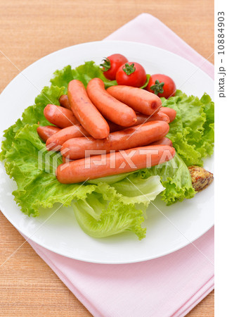 粗挽きウインナー（ソーセージ）。（国産） 10884903