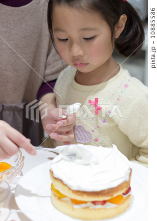 ケーキ作り ケーキ作り 10885586