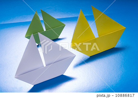 Concept paper navy. Origami model of ships 10886817