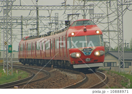 7000系 10888971