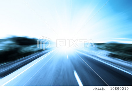 blur road and sun 10890019
