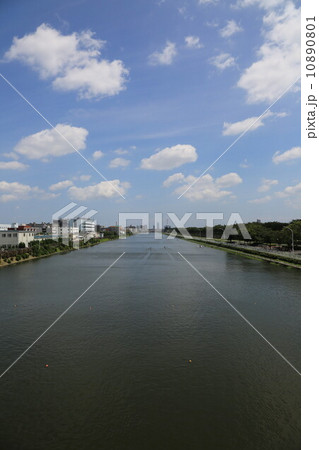 ボートコースと青空 10890801