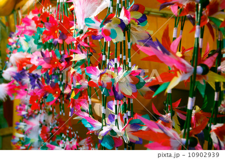 羽子板市の羽根 10902939