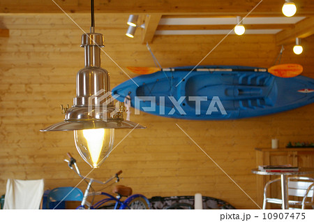 カヌーのある家 10907475