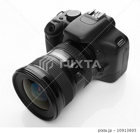 Black digital camera 10913605
