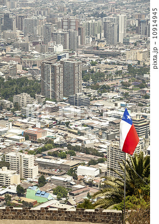 Panoramic view of Santiago de Chile downtown, Chile. 10914945