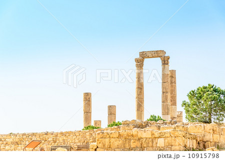 The Temple of Hercules in Amman Citadel, Al-Qasr site, Jordan. 10915798