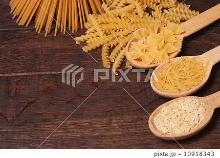 Pasta Pasta 10918343
