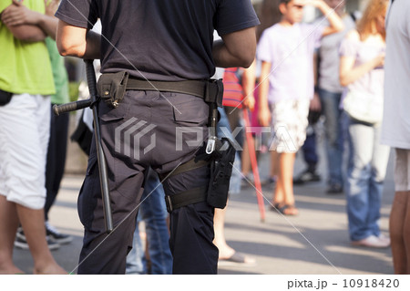 police officer 10918420