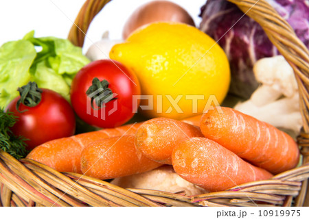 vegetables 10919975