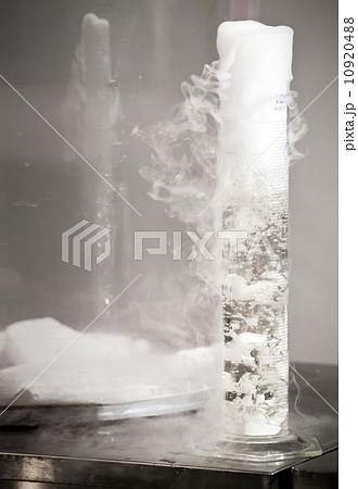 Chemical reaction between solid carbon and water Chemical reaction between solid carbon and water 10920488