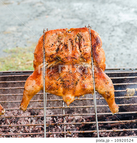 Grilled chicken 10920524