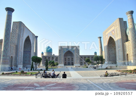 世界遺産の古都、レギスタン広場、サマルカンド、ウズベキスタン 世界遺産の古都、レギスタン広場、サマルカンド、ウズベキスタン 10920557