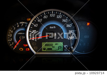 Car  Dashboard 10920714