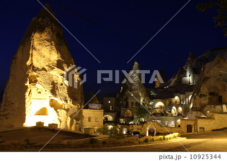 ギョレメの洞窟ホテル　Cappadocia/Göreme/cave/hotel 10925344