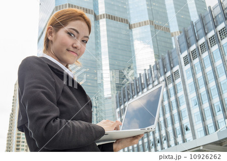 Thai Business Woman Outdoor 10926262