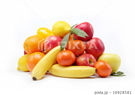 Fresh citrus fruits isolated on a white background. 10928581