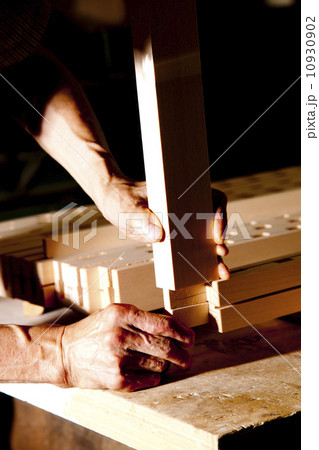 建具職人 10930902