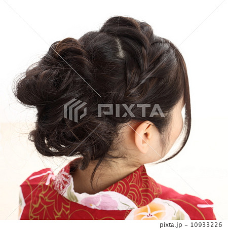 浴衣の女性の髪型 10933226