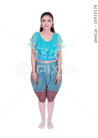 woman wearing typical thai dress isolated on white background 10933576