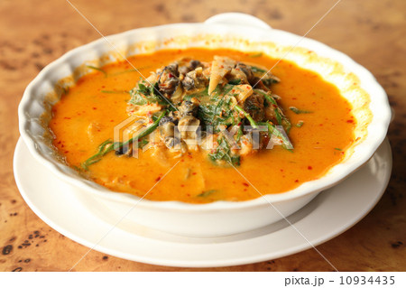 river snail curry Thai food 10934435