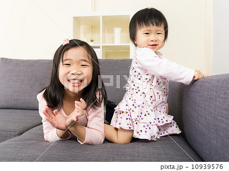 Sisterhood Sisterhood 10939576