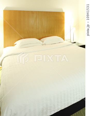 Bed in room Bed in room 10941531