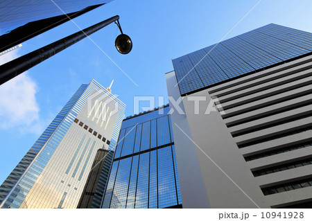 Business building to sky 10941928