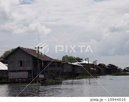 ミャンマー 10944016