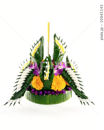 Loy kratong Festival in Thailand, on white background Loy kratong Festival in Thailand, on white background 10945145