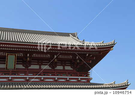 Japanese roof style 10946754