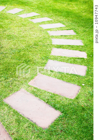 a way curve garden stone 10947743